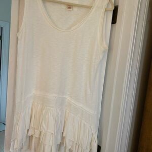 Sundance super-cute top — with jeans/shorts/skirt